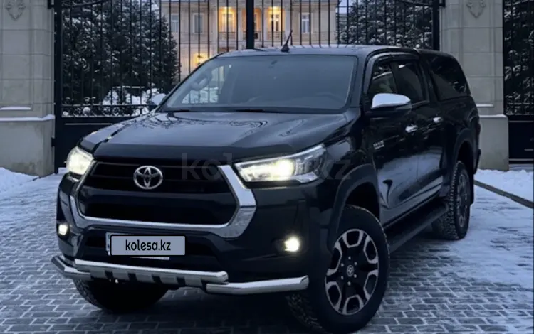 Toyota Hilux 2023 годаүшін25 000 000 тг. в Уральск