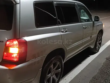 Toyota Highlander 2004 года за 8 300 000 тг. в Алматы – фото 11