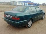 Volkswagen Vento 1997 года за 2 200 000 тг. в Актобе – фото 4