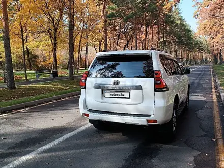 Toyota Land Cruiser Prado 2019 года за 23 500 000 тг. в Алматы – фото 4