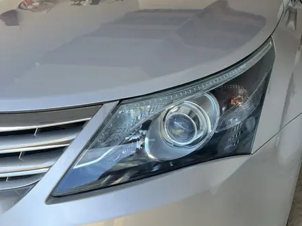 Toyota Avensis 2013 года за 7 999 999 тг. в Атырау – фото 7