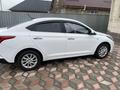 Hyundai Accent 2021 года за 7 850 000 тг. в Алматы – фото 2