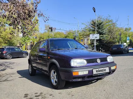 Volkswagen Golf 1993 года за 1 800 000 тг. в Алматы – фото 3