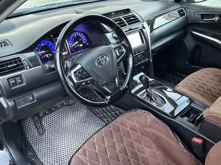 Toyota Camry 2016 года за 9 500 000 тг. в Атырау – фото 5