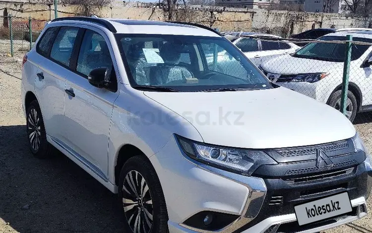 Mitsubishi Outlander 2022 года за 11 000 000 тг. в Актау