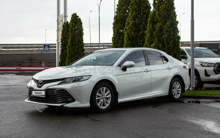 Toyota Camry 2019 годаүшін12 850 000 тг. в Алматы