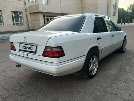 Mercedes-Benz E 200 1994 года за 4 200 000 тг. в Кокшетау – фото 11
