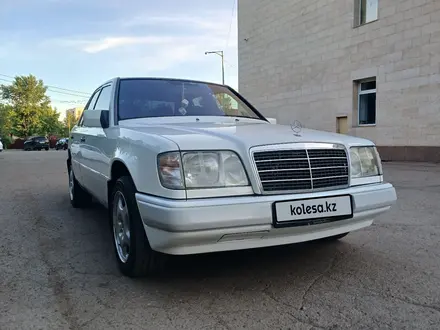 Mercedes-Benz E 200 1994 года за 4 200 000 тг. в Кокшетау – фото 18