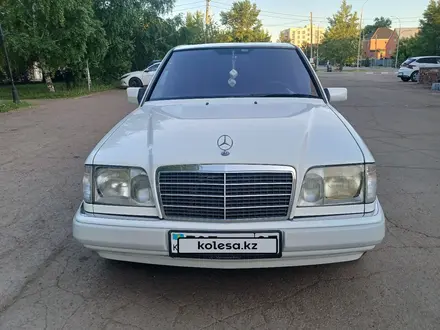 Mercedes-Benz E 200 1994 года за 4 200 000 тг. в Кокшетау – фото 21
