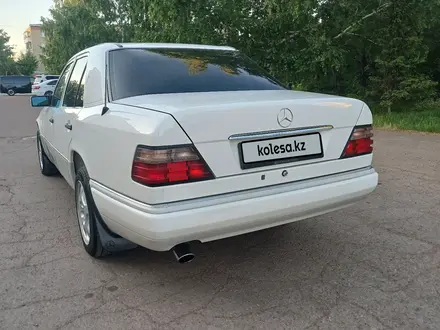 Mercedes-Benz E 200 1994 года за 4 200 000 тг. в Кокшетау – фото 9