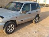 Chevrolet Niva 2005 года за 1 700 000 тг. в Актау – фото 2