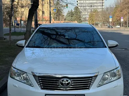 Toyota Camry 2014 года за 11 000 000 тг. в Алматы – фото 2