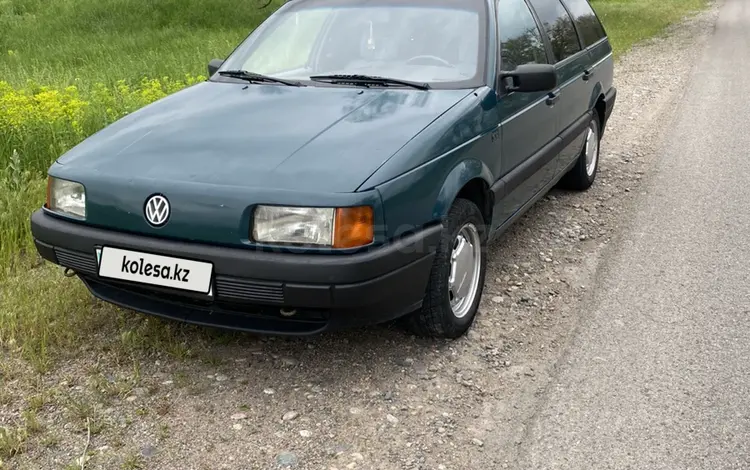 Volkswagen Passat 1990 года за 1 450 000 тг. в Есик