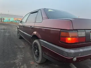 Volkswagen Passat, 1992