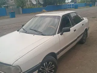Audi 80