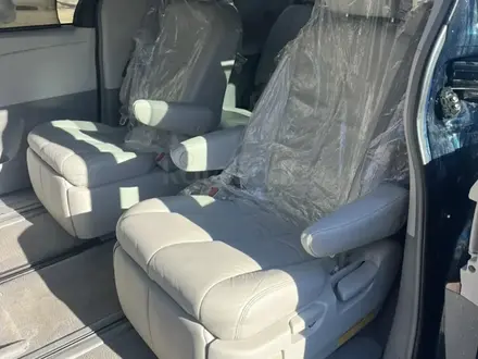 Toyota Sienna 2011 года за 7 500 000 тг. в Атырау – фото 13