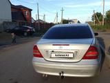 Mercedes-Benz C 200 2002 года за 2 600 000 тг. в Астана – фото 4