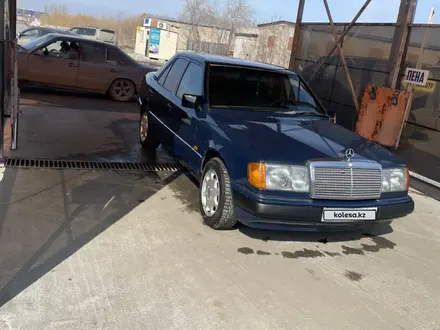 Mercedes-Benz E 260 1988 года за 1 400 000 тг. в Петропавловск – фото 10