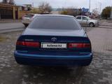 Toyota Camry 1997 годаfor2 800 000 тг. в Семей – фото 3