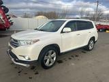 Toyota Highlander 2013 годаүшін8 500 000 тг. в Уральск – фото 4