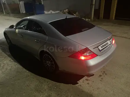 Mercedes-Benz CLS 350 2005 года за 5 200 000 тг. в Атырау – фото 3