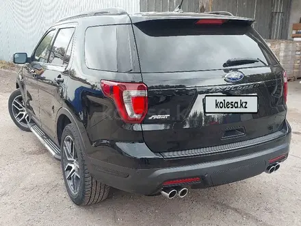 Ford Explorer 2018 года за 22 000 000 тг. в Алматы – фото 13