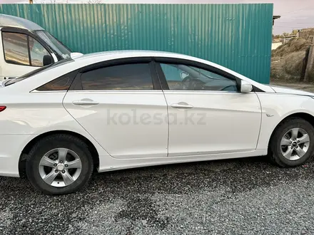 Hyundai Sonata 2010 года за 6 200 000 тг. в Усть-Каменогорск – фото 3