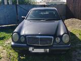 Mercedes-Benz E 200 1996 годаfor2 700 000 тг. в Талдыкорган – фото 4