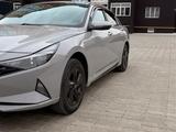 Hyundai Elantra 2021 года за 8 300 000 тг. в Актобе – фото 4