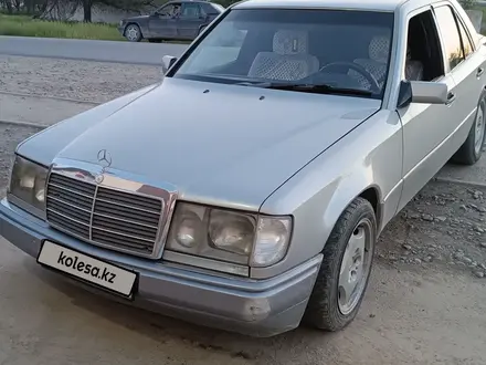 Mercedes-Benz E 230 1991 года за 1 700 000 тг. в Туркестан