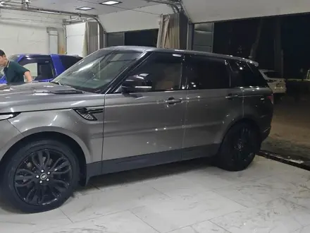 Land Rover Range Rover Sport 2014 года за 18 520 023 тг. в Алматы