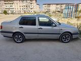 Volkswagen Vento 1992 года за 1 100 000 тг. в Тараз – фото 2