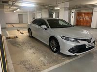 Toyota Camry 2018 года за 13 000 000 тг. в Астана