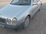 Mercedes-Benz E 230 1997 года за 1 480 000 тг. в Жезказган – фото 2