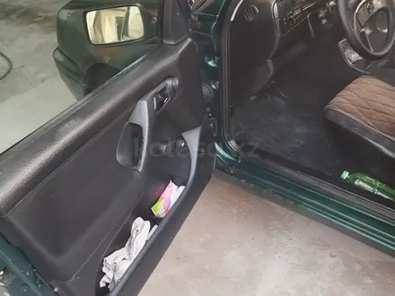 Volkswagen Golf 1997 года за 1 000 000 тг. в Шымкент