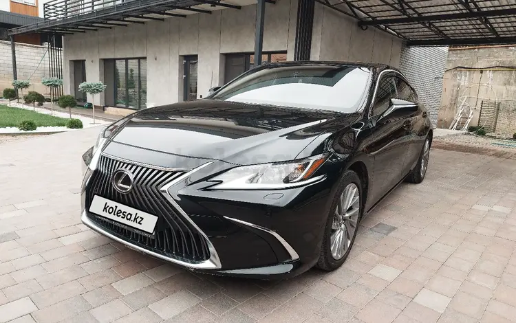 Lexus ES 250 2020 года за 18 888 888 тг. в Алматы