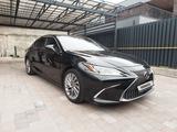 Lexus ES 250 2020 года за 18 888 888 тг. в Алматы – фото 2