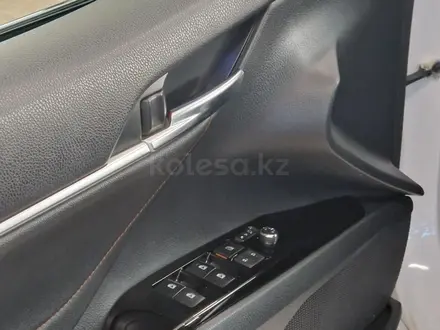 Toyota Camry 2019 года за 13 000 000 тг. в Астана – фото 7