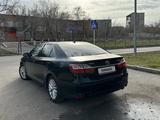 Toyota Camry 2017 года за 10 500 000 тг. в Караганда