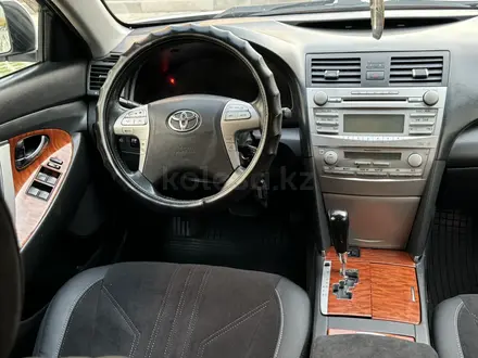 Toyota Camry 2010 года за 7 350 000 тг. в Алматы – фото 50