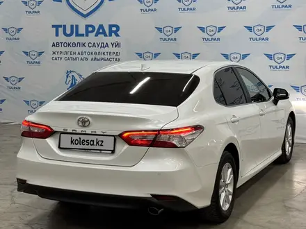 Toyota Camry 2019 года за 13 700 000 тг. в Талдыкорган – фото 4