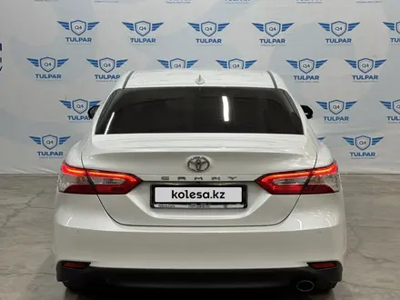 Toyota Camry 2019 года за 13 700 000 тг. в Талдыкорган – фото 3