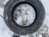 Зимние шины 215/60/R16. за 12 000 тг. в Атырау – фото 3
