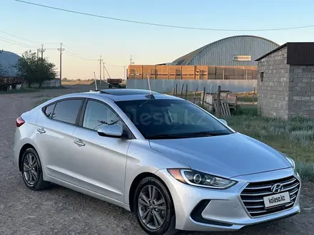Hyundai Elantra 2017 года за 4 550 000 тг. в Уральск