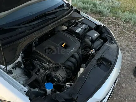 Hyundai Elantra 2017 года за 4 550 000 тг. в Уральск – фото 10