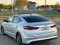 Hyundai Elantra 2017 года за 4 550 000 тг. в Уральск – фото 3