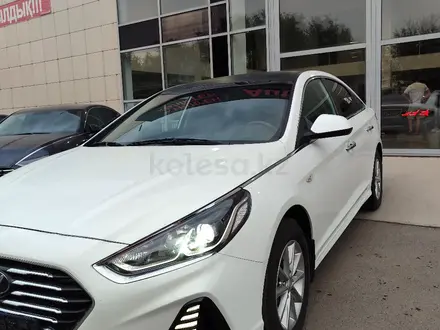 Hyundai Sonata 2021 года за 7 900 000 тг. в Алматы – фото 2