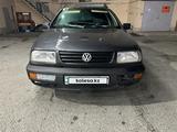 Volkswagen Vento 1994 года за 1 200 000 тг. в Шымкент – фото 2