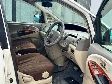 Toyota Estima 2004 года за 3 500 000 тг. в Алматы – фото 9