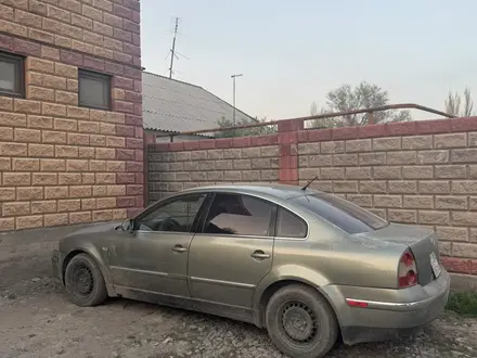 Volkswagen Passat 2002 года за 2 550 000 тг. в Алматы – фото 3